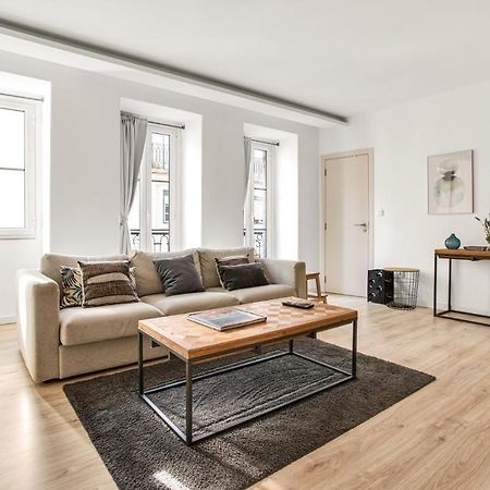 Modern 2 Bedroom Apartment In Estrela With Outside Terrace! Amazing For Families, Couples, Friends Лісабон Екстер'єр фото