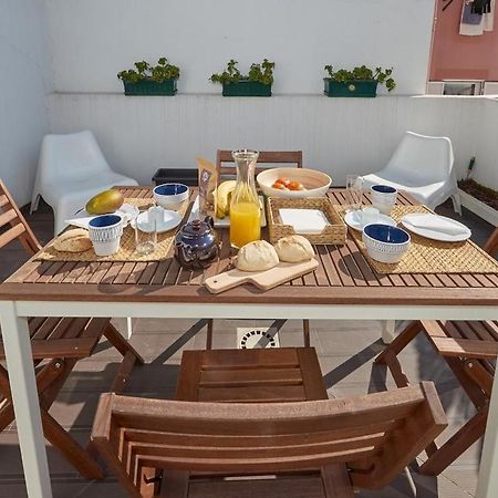 Modern 2 Bedroom Apartment In Estrela With Outside Terrace! Amazing For Families, Couples, Friends Лісабон Екстер'єр фото