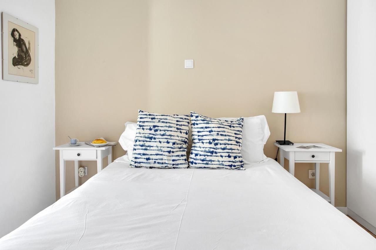 Modern 2 Bedroom Apartment In Estrela With Outside Terrace! Amazing For Families, Couples, Friends Лісабон Екстер'єр фото