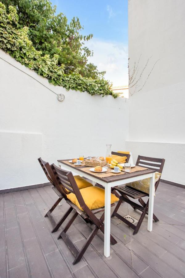 Modern 2 Bedroom Apartment In Estrela With Outside Terrace! Amazing For Families, Couples, Friends Лісабон Екстер'єр фото